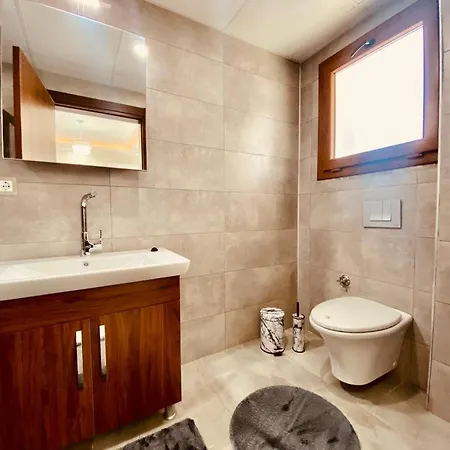 Alzuharia 2 Villa Kuşadası